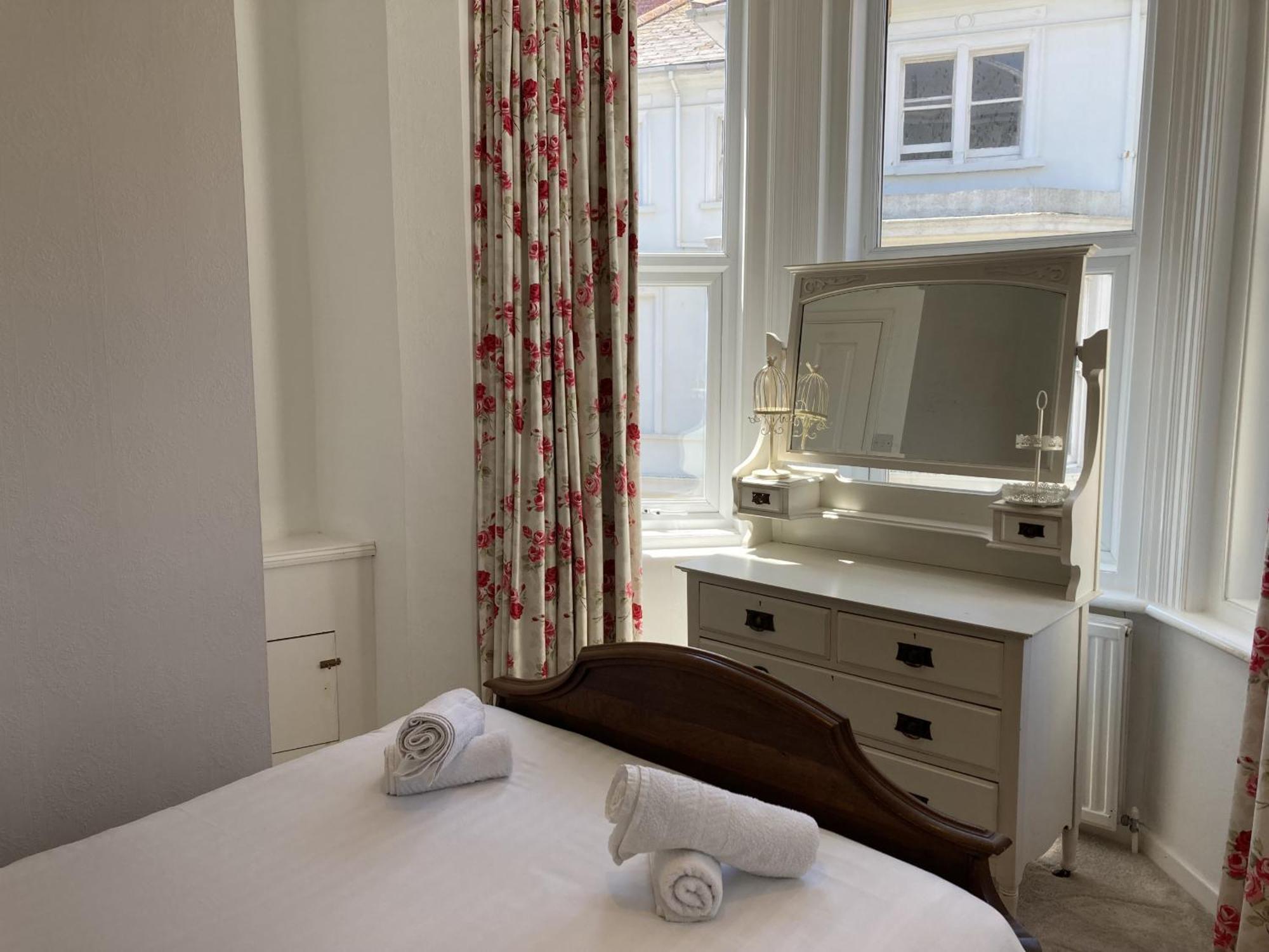 Flat 2, 1 Alexandra Gardens Apartment Вентнор Екстериор снимка